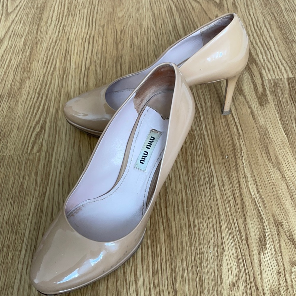miumiu size36 beige pumps